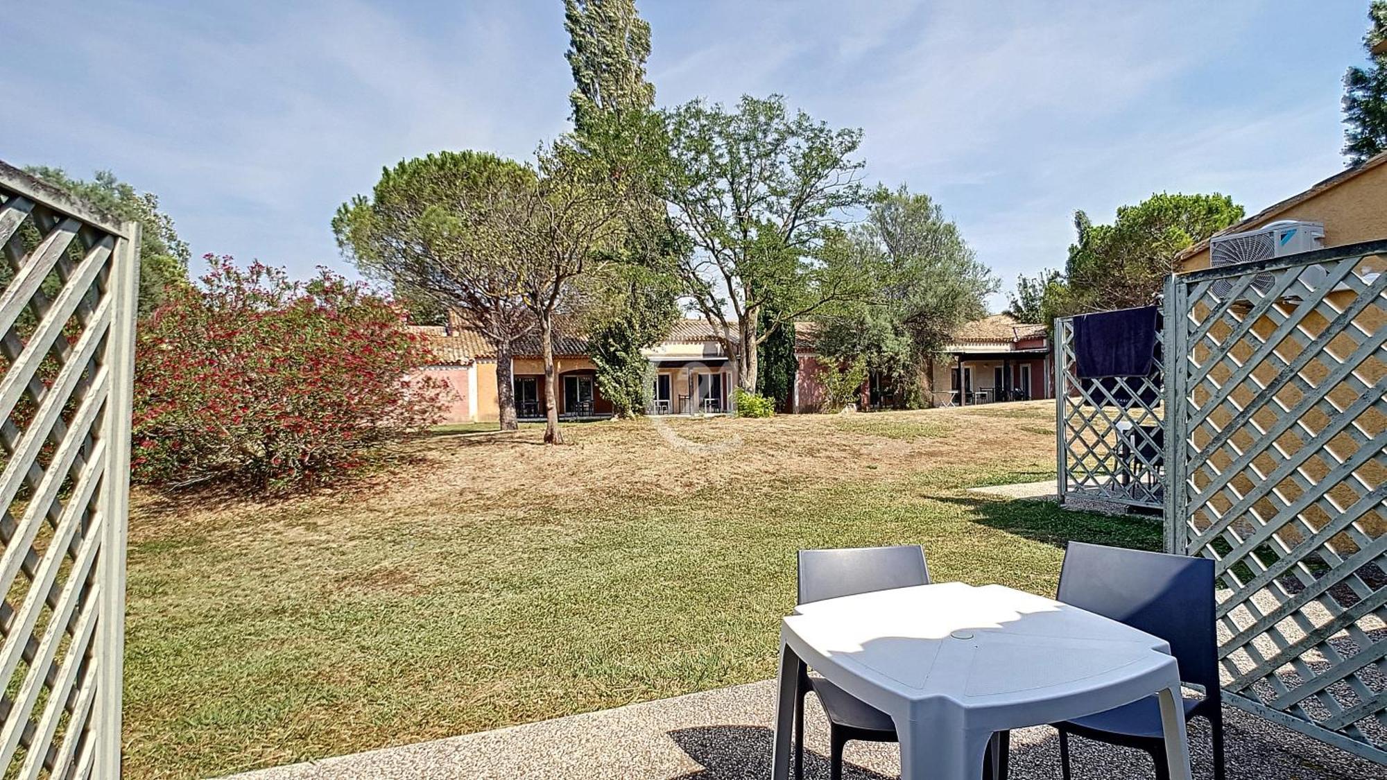 Appartement Residence De Vacances Les Hameaux De Camargue Arles Exterior foto